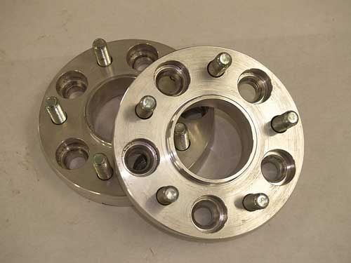File:33a29067 wheel-spacers.jpg
