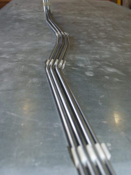 File:E41757f1 Fuel-lines-16-w.jpg