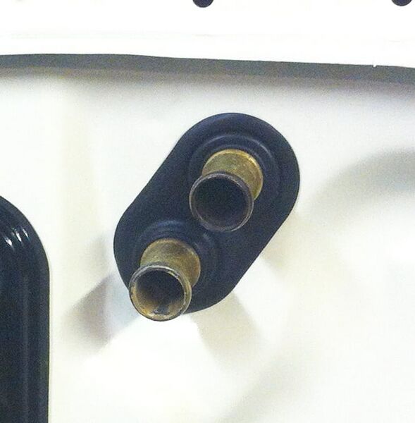 File:4bcc04d9 grommet01.jpg