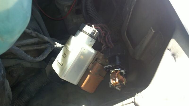 File:167938c5 z31relayboxescloseup.jpg